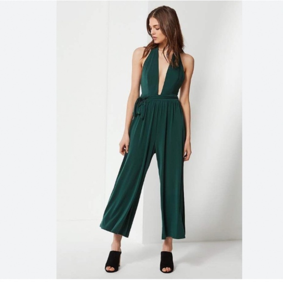 Urban Outfitters Green Wide Leg Daria Plunging Tie Jumpsuit - Picture 1 of 5